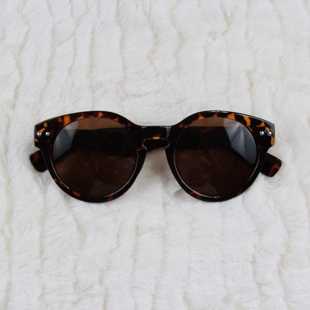 ♡ Brown Tortoise Round Sunglasses ♡